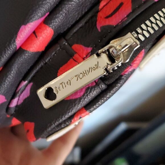 Betsey Johnson Mini Kitsch Backpack Puppy Dog Love - Picture 5 of 15